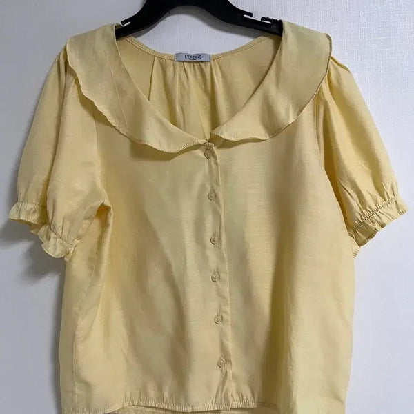 [BUNJANG] Recov Lemon Blouse (Free Size) / [레코브] 레몬 블라우스(free)