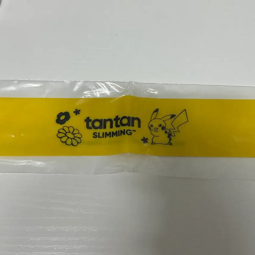 [BUNJANG] Tantan Slimming Jelly Pikachu Exercise Band (Sealed) / 탄탄 슬리밍 젤리 피카츄 운동밴드 미개봉