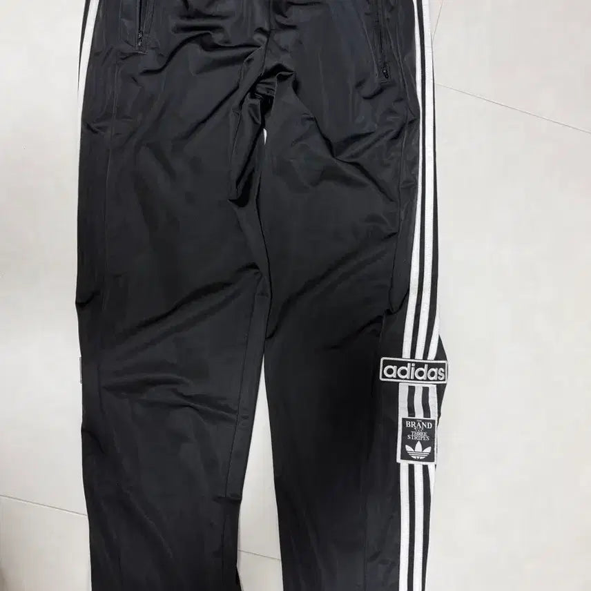 [BUNJANG] Adidas Adibreak Training Pants / 아디다스 아디브레이크