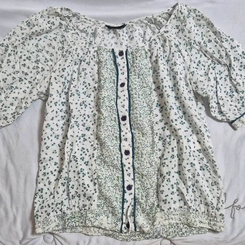 [BUNJANG] Vintage Japanese Floral Pattern Blouse / [일본 빈티지] 플로럴 패턴 블라우스