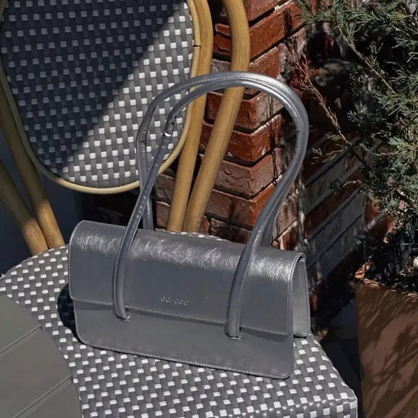 [BUNJANG] Koce Urban Square Shoulder Bag Silver / 고세 어반 스퀘어 숄더백 실버