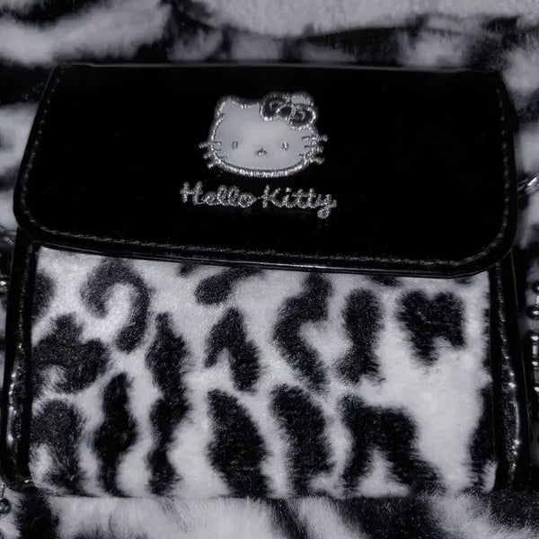 [BUNJANG] Classic Leopard Print Hello Kitty Wallet / 고전 호피무늬 키티지갑