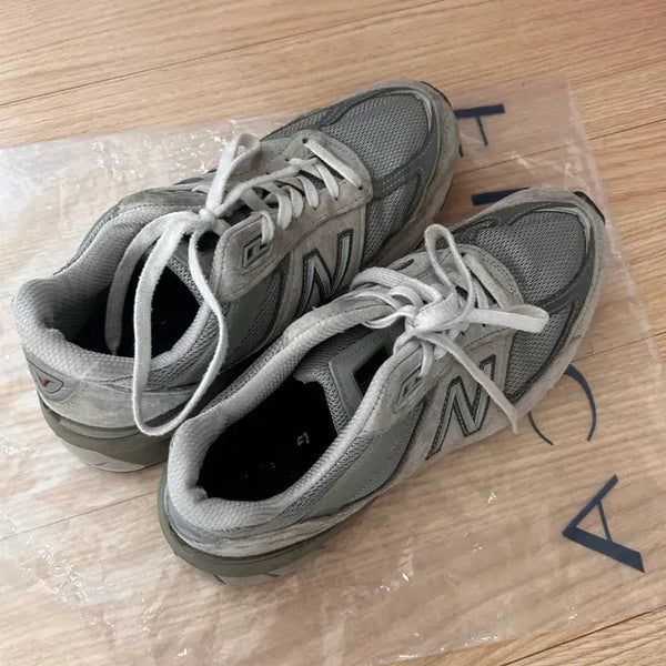 [BUNJANG] New Balance 990v5 Grey Sneakers / 뉴발란스 990v5 그레이