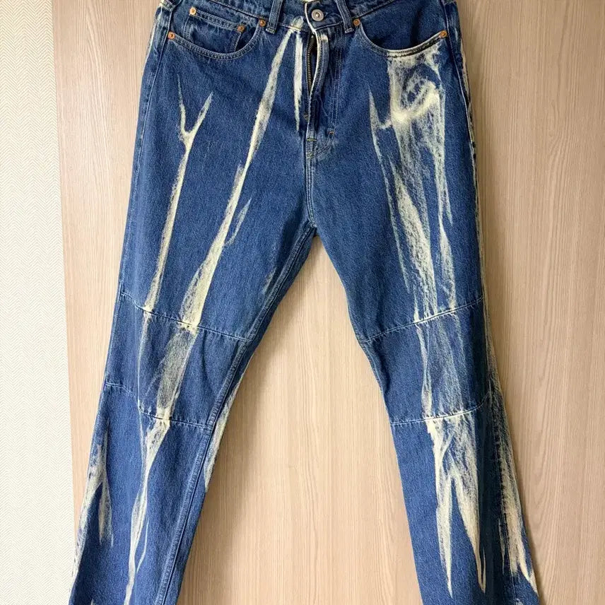 [BUNJANG] Our Legacy Third Cut Bleach Denim Jeans / 아워레가시 써드컷 블리치 30