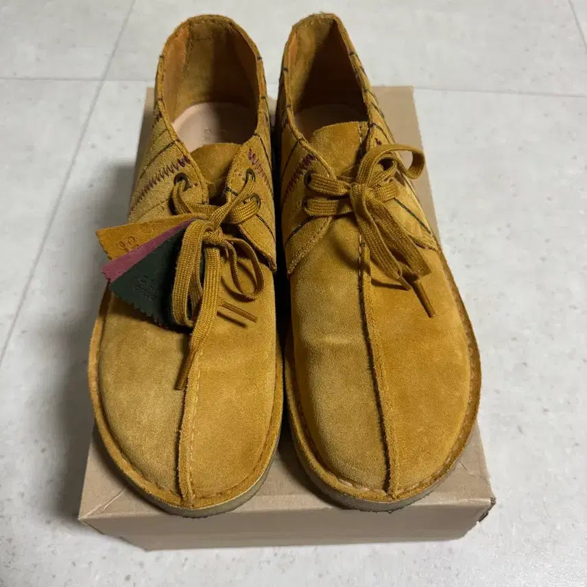 [BUNJANG] Clarks Desert Trek Shoes / 클락스 데저트 트랙 275