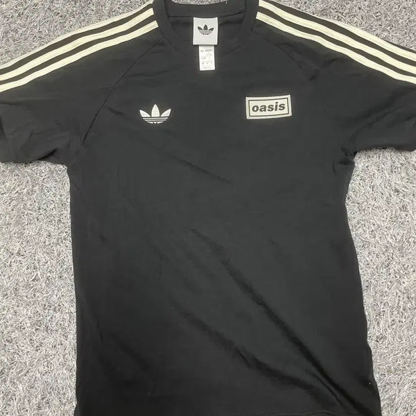 [BUNJANG] Adidas Oasis Collaboration Short Sleeve T-Shirt Black / 새상품)아디다스 오아시스 콜라보 반팔티 블랙