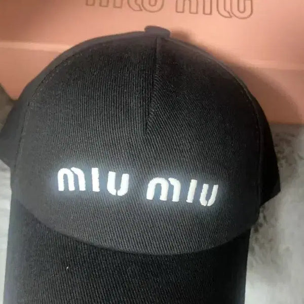 [BUNJANG] Miu Miu Black Baseball Cap / M I U MIU 블랙 야구 모자