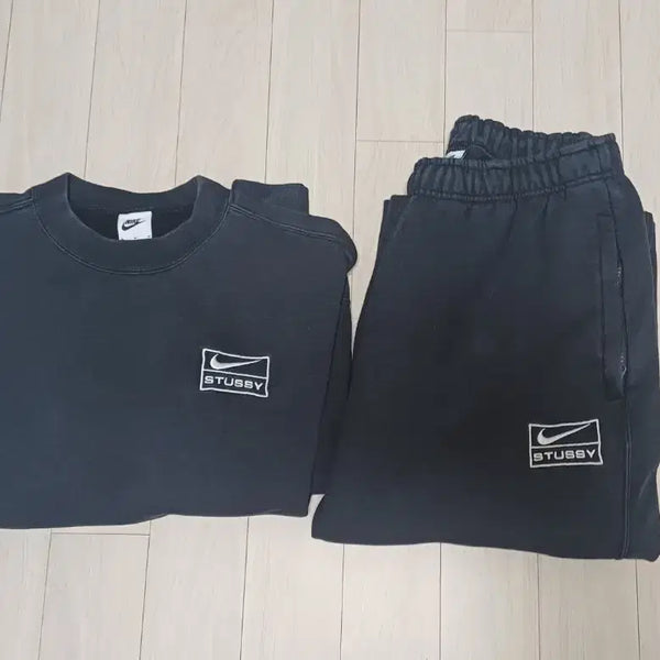 [BUNJANG] Nike x Stussy Collaboration Sweatshirt (M) & Jogger Pants (S) Set / 나이키x스투시 셋업 맨투맨m, 조거팬츠s (택포)