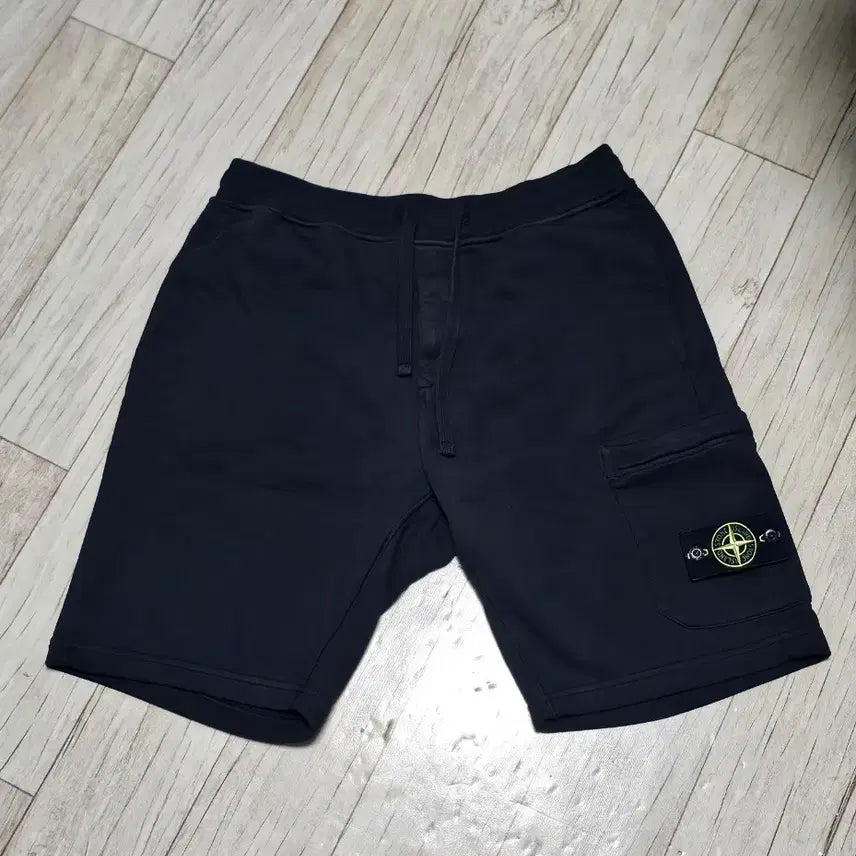 [BUNJANG] Stone Island Cargo Shorts Black L / 스톤아일랜드 반바지 블랙 L