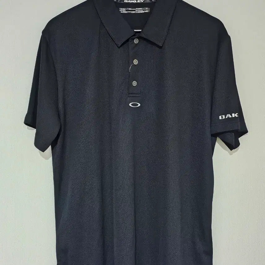 [BUNJANG] Oakley Black Performance Short Sleeve T-Shirt / 오클리 블랙 반팔 티셔츠 새제품 새상품 기능성 자외선 uv 차단 운동 스포츠 등산 캠핑 트레킹 골프 검정 pk