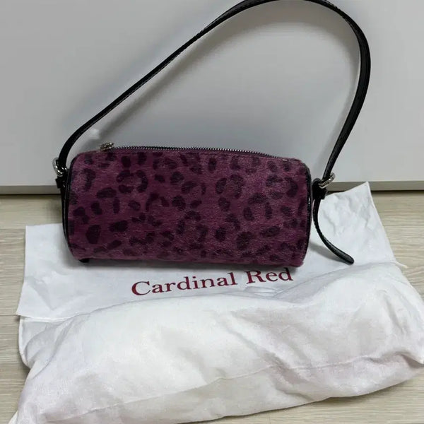 [BUNJANG] Cardinal Red Leopard Pattern Shoulder Bag / 카디널레드 포도 레오파드백