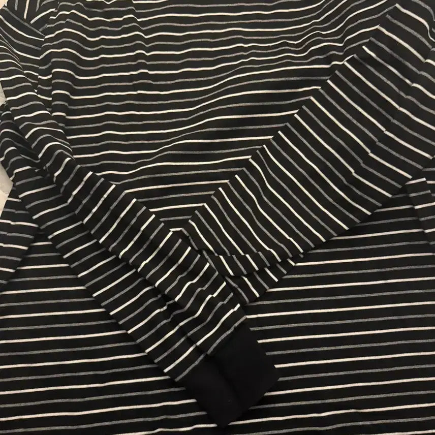 [BUNJANG] Juun.J Long Sleeve Black/White Stripe Shirt / 준지 롱슬리브