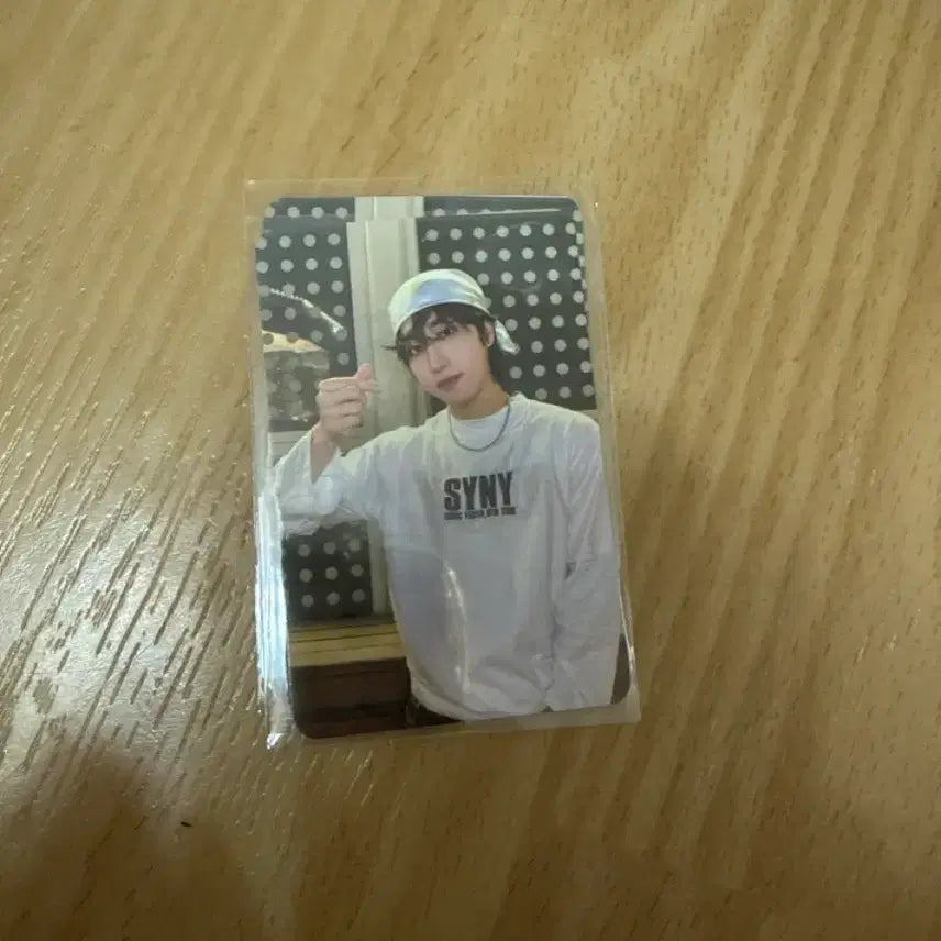 [BUNJANG] Stray Kids This & That Soundwave Lucky Draw 2nd Edition Han Jisung Photocard / 스트레이키즈 this&that 사웨 럭드 2차 스키즈 오프라인 한 지성