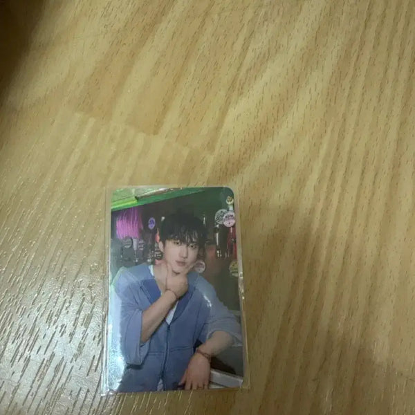 [BUNJANG] Stray Kids Changbin This & That Soundwave Lucky Draw 2nd Edition Photocard / 스트레이키즈 this&that 사웨 럭드 2차 스키즈 오프라인 창빈