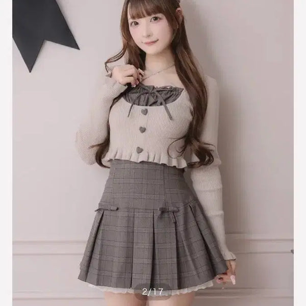 [BUNJANG] Pium Heart Button Knit & Mini Ribbon Pleated Skirt Set / 피움 pium 요크 절개 하트 버튼 니트 & 미니 리본 플리츠 스커트 세트 걸리 스나계