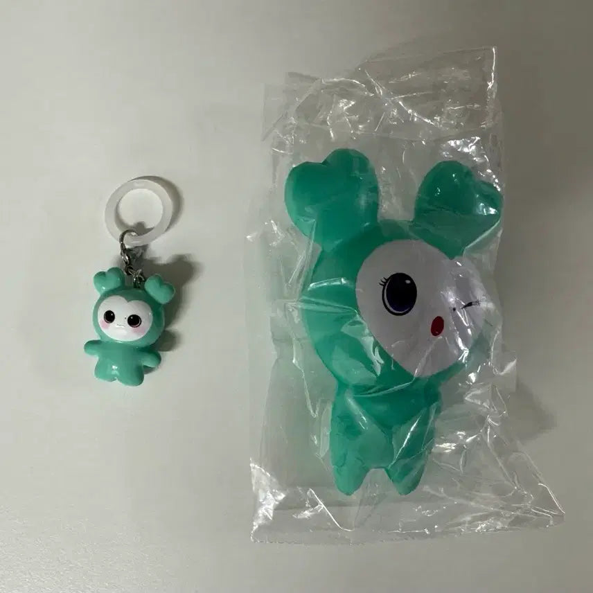 [BUNJANG] Twice Popup Mina Squeegee & Keyring / 트와이스 팝업 미나 스퀴시&키링 팝니다