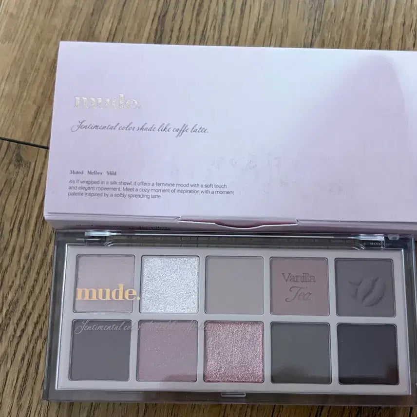 [BUNJANG] Mude Eyeshadow Palette (Unused) / 미사용) 뮤드 아이섀도우 팔레트