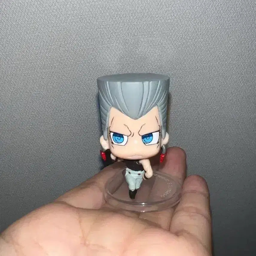 [BUNJANG] JoJo's Bizarre Adventure: Golden Wind Jean Pierre Polnareff Figure / 죠죠코레 폴나레프