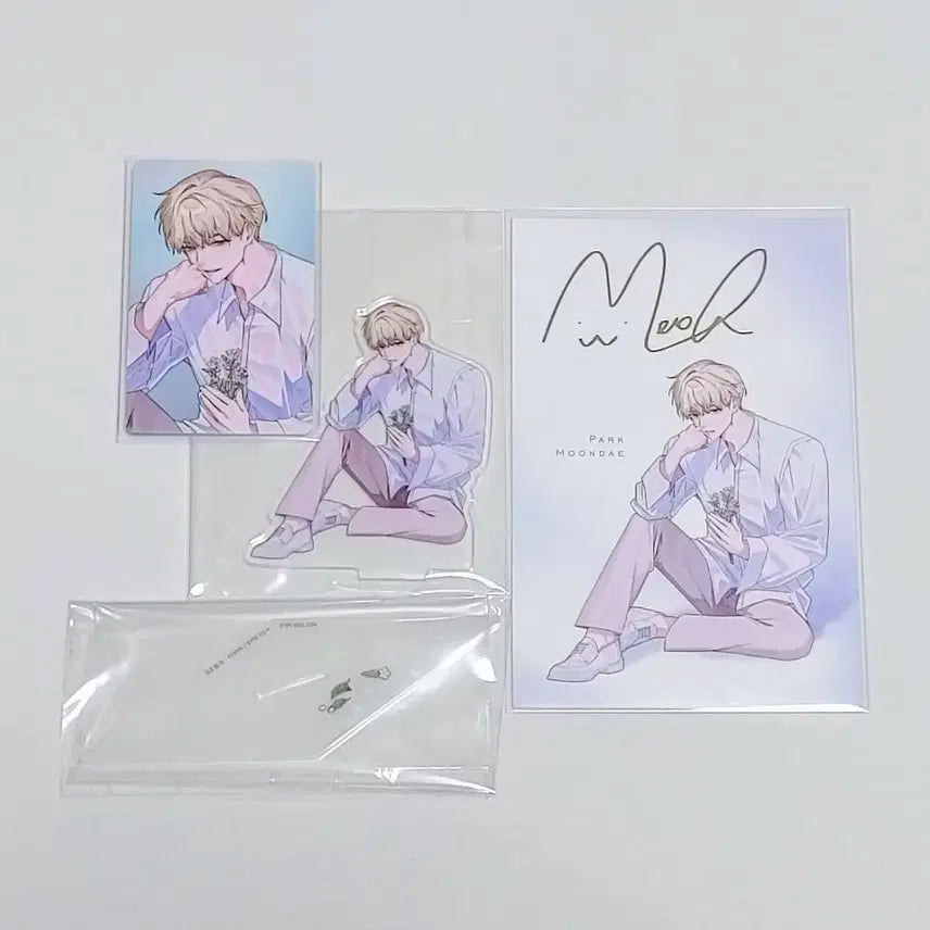 [BUNJANG] The Greatest Escape Taiwan Limited Edition Moon Dae Acrylic Stand, Postcard, Photocard Bundle Set / 데못죽 대만 문대 아크릴 스탠드 엽서 포카 일괄 판매
