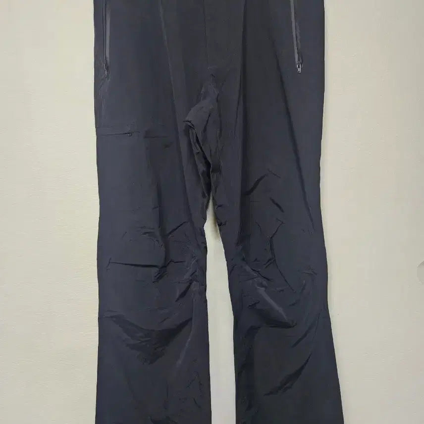 [BUNJANG] Paranoid Utility Nylon Pants L / 파라노이드(Paranoid) 유틸리티 나일론 팬츠 L