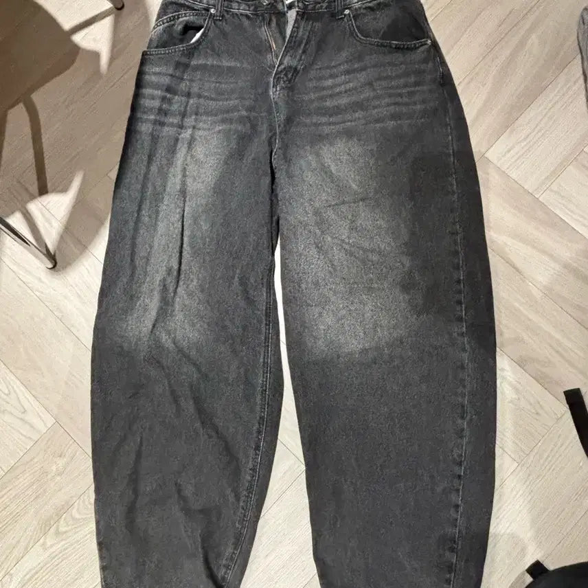 [BUNJANG] SKELEYWACK Swing Balloon Fit Black Denim Pants L / 스켈리웩 스윙 벌룬핏 블랙 데님L