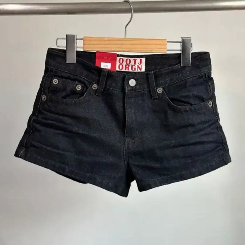 [BUNJANG] OOTJ Black Denim Shorts / OOTJ 블랙 데님 숏팬츠