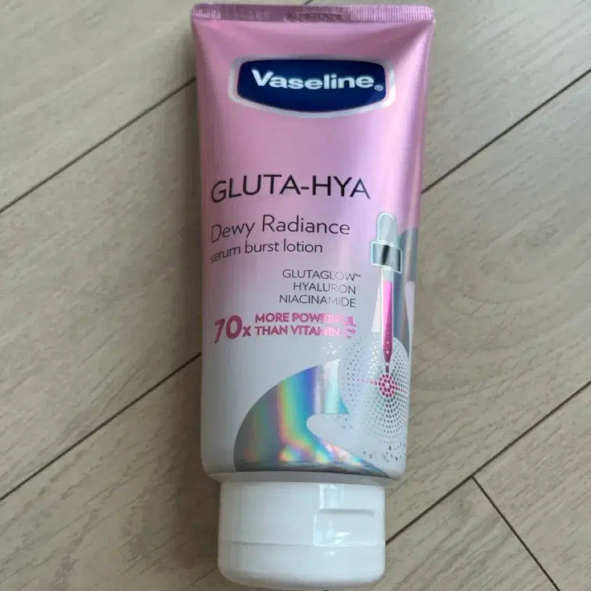 [BUNJANG] Vaseline Gluta-Hya Radiance Serum Body Lotion Bundle Set (30ml) / 2개 일괄 바세린 글루타히야 세럼 바디로션 듀이 래디언스 30ml