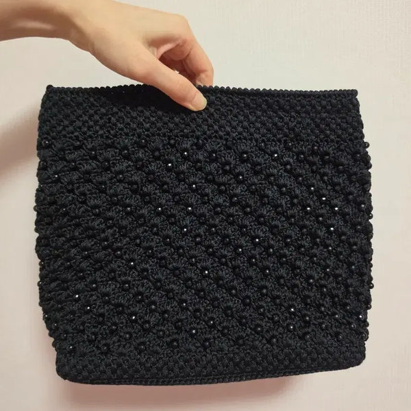 [BUNJANG] Beaded Knit Pouch / 블랙 구슬 장식 니트 파우치