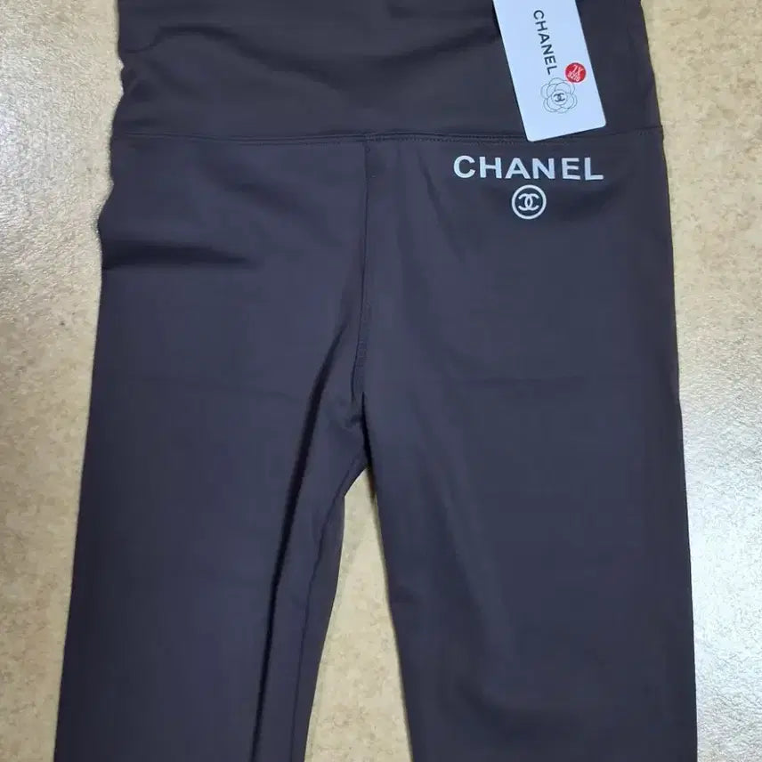 [BUNJANG] Chanel Logo Leggings / 샤넬 레깅스