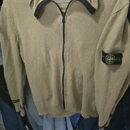 [BUNJANG] Stone Island Zip-Up Knit Beige Junior XS/S / 스톤아일랜드 집업 니트 베이지
