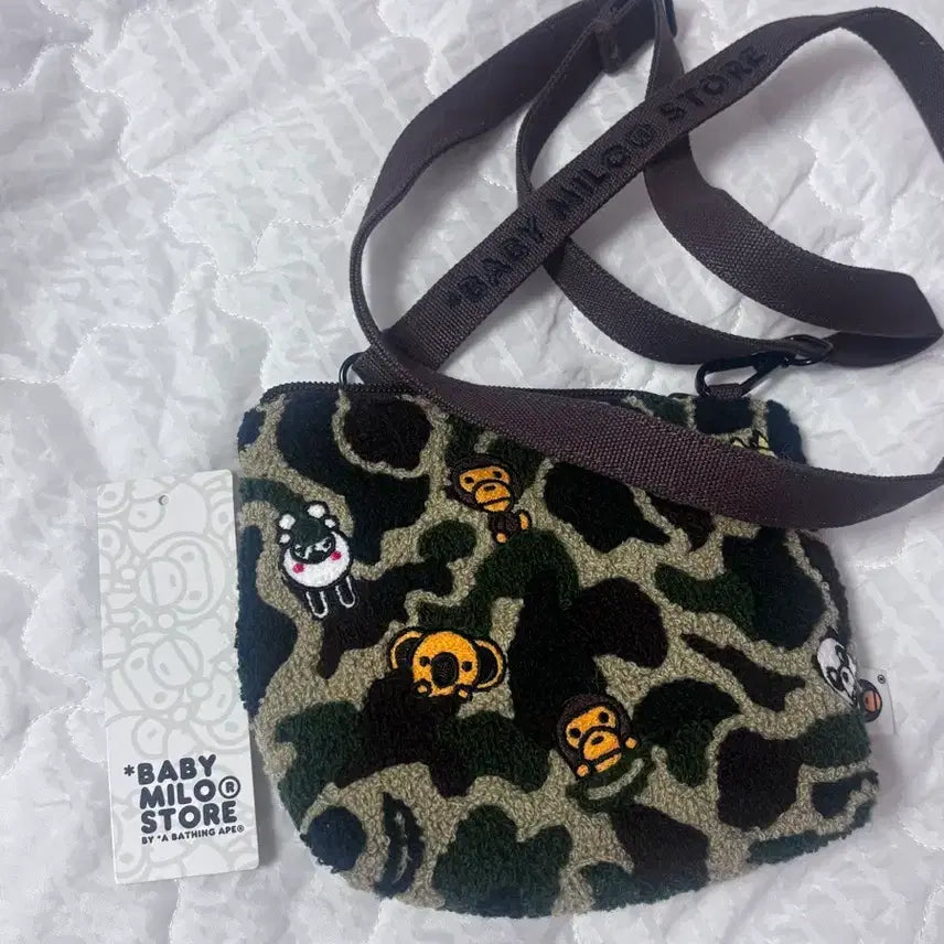 [BUNJANG] BAPE Milo Camo Crossbody Bag / 베이프 마일로 크로스백 베이프 카모 에이프