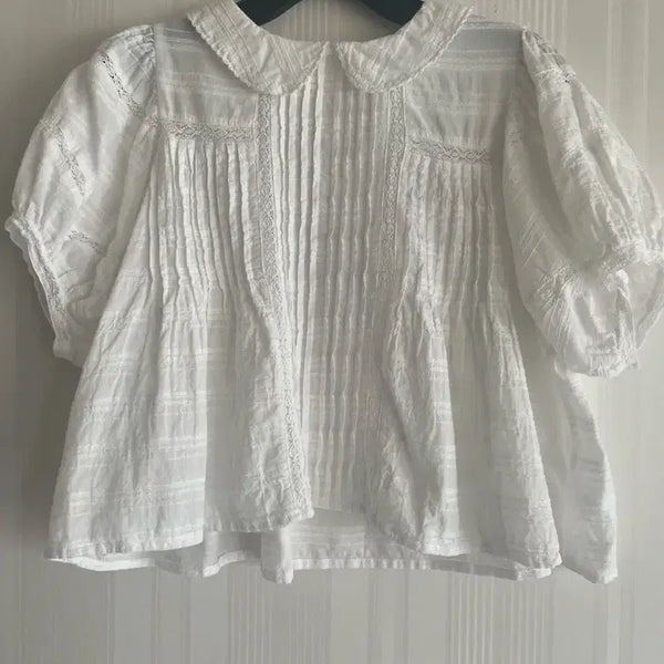 [BUNJANG] White Cropped Blouse with Puff Sleeves and Lace Detail / 크롭 블라우스
