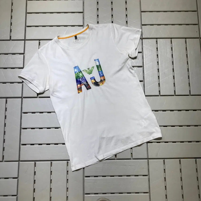 [BUNJANG] Armani Junior Women's Graphic Short Sleeve T-Shirt White / [16A]아르마니주니어 여성 그래픽 반팔티 화이트 0766