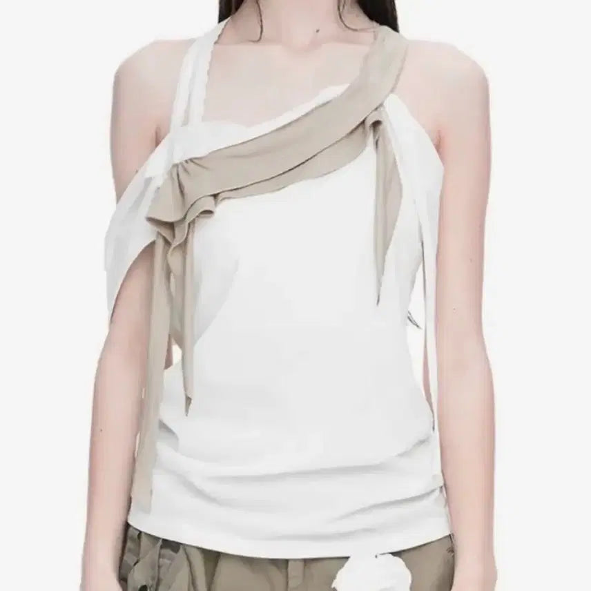 [BUNJANG] NACHE RAWCUT HALTER SLEEVELESS TOP IVORY / 나체 RAWCUT HALTER SLEEVELESS IVORY