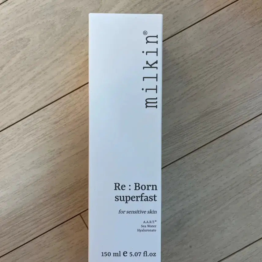 [BUNJANG] Milkin Ribbon Skin pH-Balanced Hyaluronic Acid Moisturizing Toner 150ml / 밀킨 리본 스킨 약산성 히알루론산 보습 토너 150ml