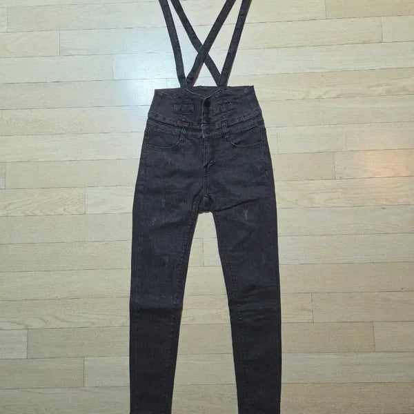 [BUNJANG] Detachable Strap Skinny Jeans / 멜빵 스키니 (착샷)