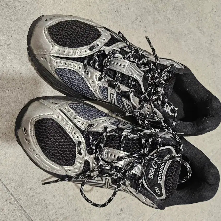 [BUNJANG] Asics Gel Nimbus Silver/Black Sneakers 250mm / 아식스 젤 님버스 실버/블랙 운동화 250mm