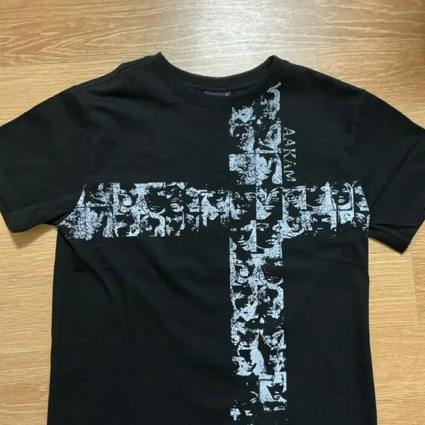 [BUNJANG] Arkham Short Sleeve T-Shirt Size 2 / 아캄 반팔티 2사이즈