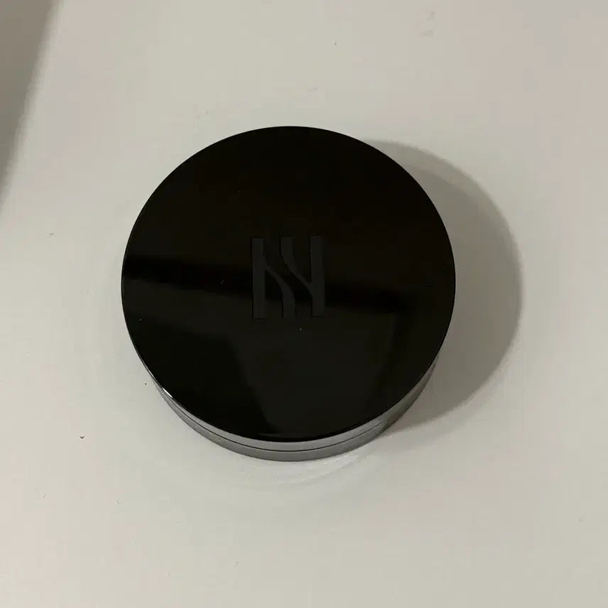 [BUNJANG] Hera Black Cushion Foundation (13N1 Porcelain) - New Version, Unsealed / new 헤라 블랙쿠션 본품 13n1 포슬린
