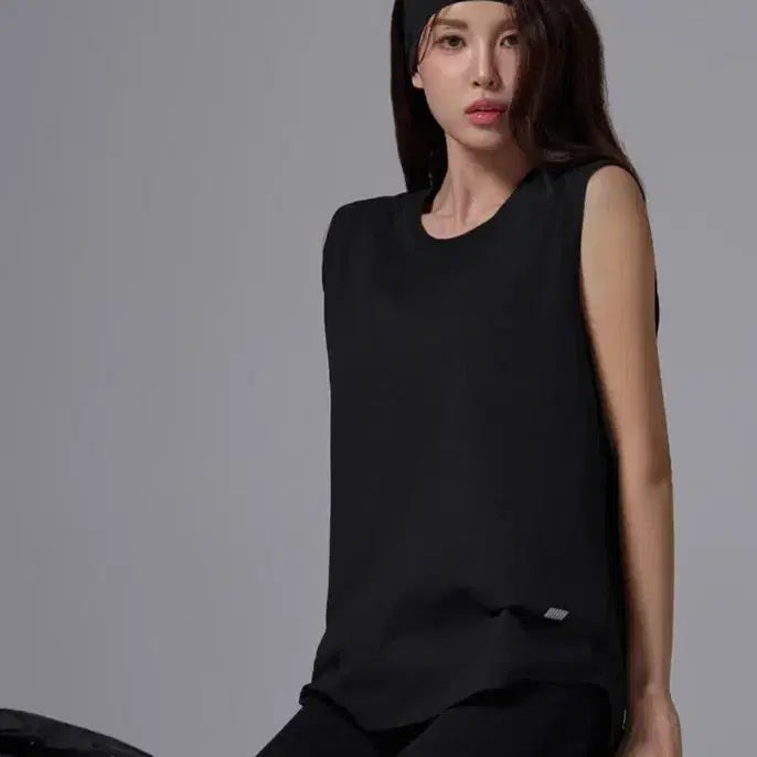 [BUNJANG] STL Fresh Light Holiday Box Sleeveless Top (Black/White) Bundle Set / STL 프레쉬 라이트 홀리데이 박스 나시 블랙화이트 일괄판매