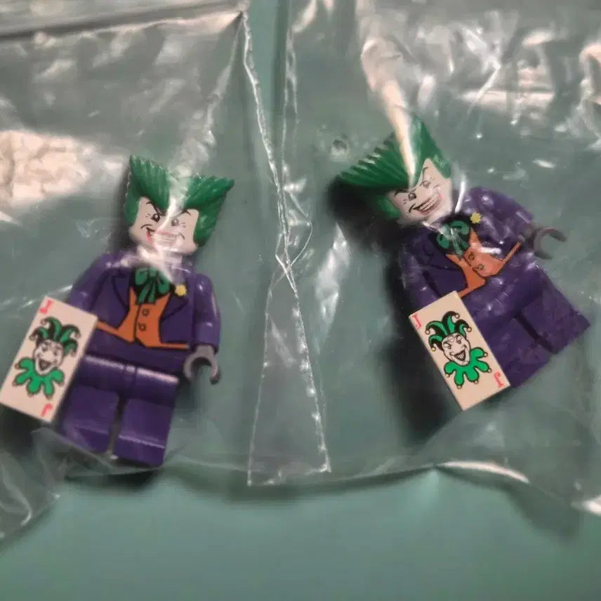 [BUNJANG] LEGO Old Joker Minifigure & Card / 레고 올드 조커