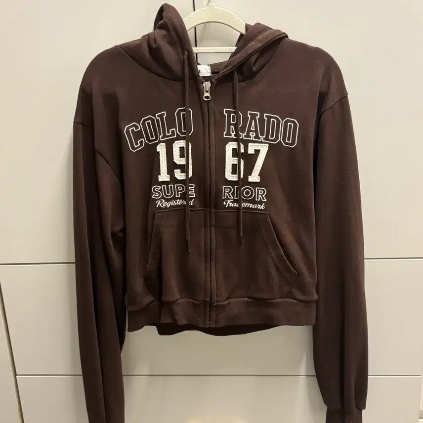 [BUNJANG] Colorado 1967 Patch Hooded Zip-Up Jacket Brown / 콜로라도 1967 패치 후드 집업 브라운