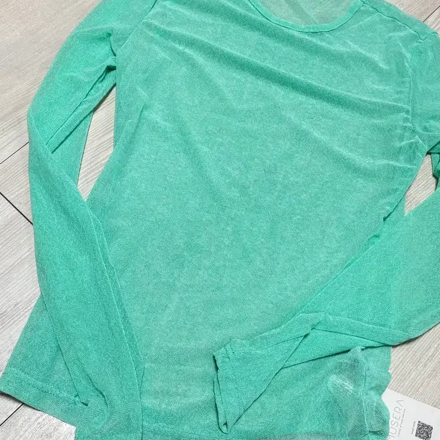 [BUNJANG] Mint See-through Long Sleeve T-shirt / 민트색 시스루 롱슬리브 티셔츠 새상품