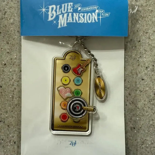 [BUNJANG] ZEROBASEONE 2025 BLUE MANSION FANCON Step Back Ver. Keyring / ZEROBASEONE 2025 BLUE MANSION FANCON 키링