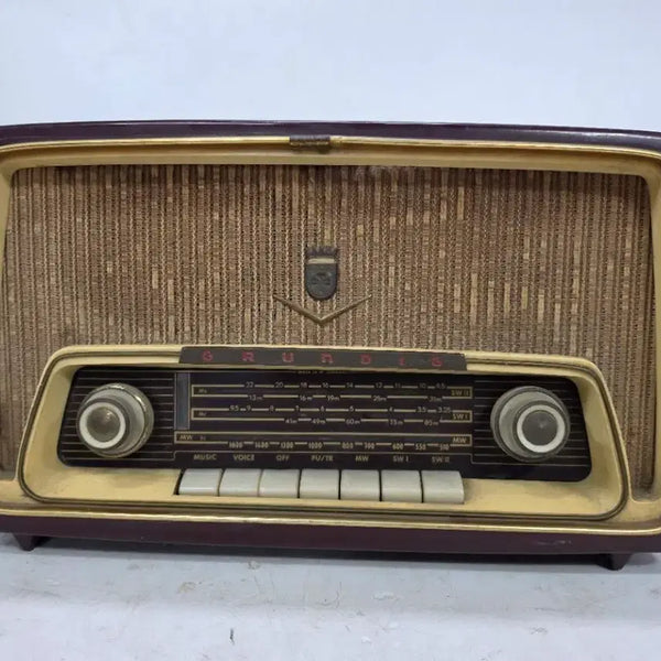 [BUNJANG] 1950s German Grundig Vacuum Tube Radio / 진공관 라디오