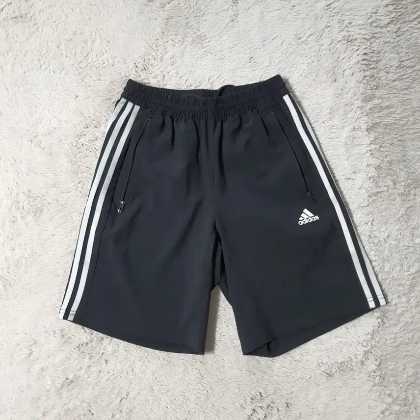 [BUNJANG] Adidas Training 3-Stripes Cool Shorts / 아디다스 트레이닝 3선 쿨 반바지 M  (515