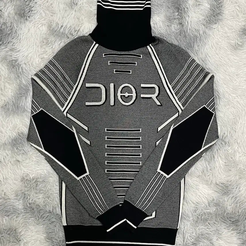 [BUNJANG] Dior Hajime Sorayama Technical Turtleneck Knit S / [새상품급] 디올 소라야마 하지메 테크니컬 터틀넥 니트 [S]