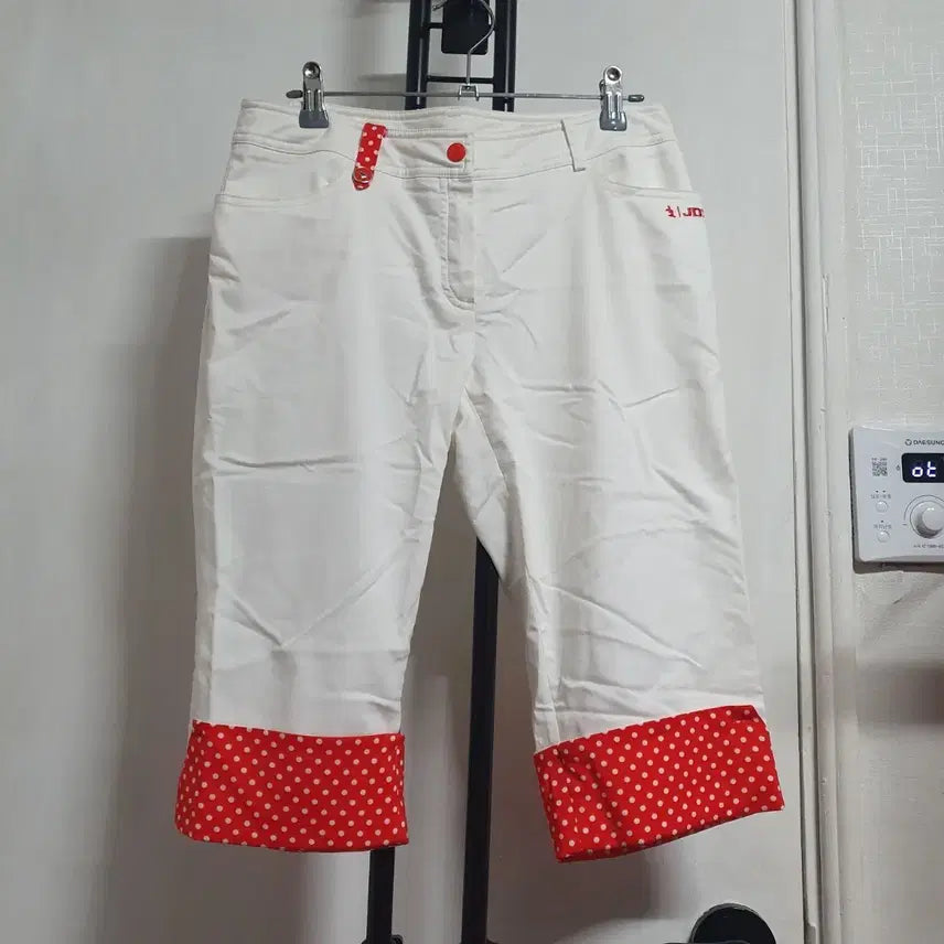 [BUNJANG] JDX Golf Women's Summer Shorts White Red / 28인치 JDX골프 여성 여름반바지 화이트레드