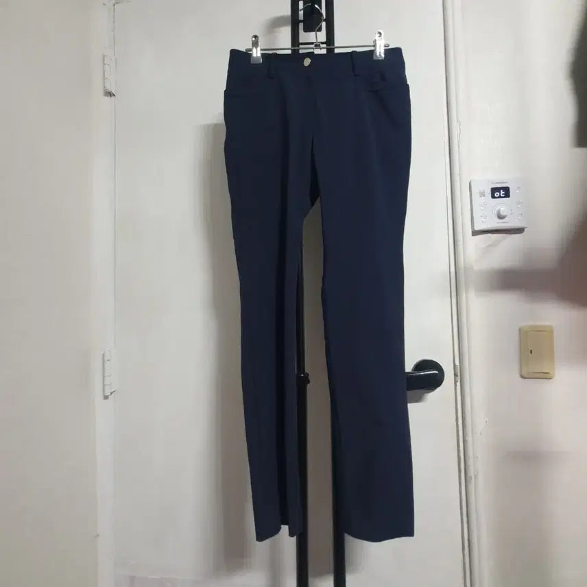 [BUNJANG] Louis Castel Women's Navy Summer Golf Pants (27-inch) / 27인치 루이까스텔 여성 여름바지 네이비