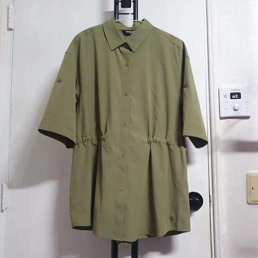 [BUNJANG] Nepa Women's Performance Short Sleeve Shirt Khaki / 네파 여성88 여름용 기능성 반팔셔츠 펄카키